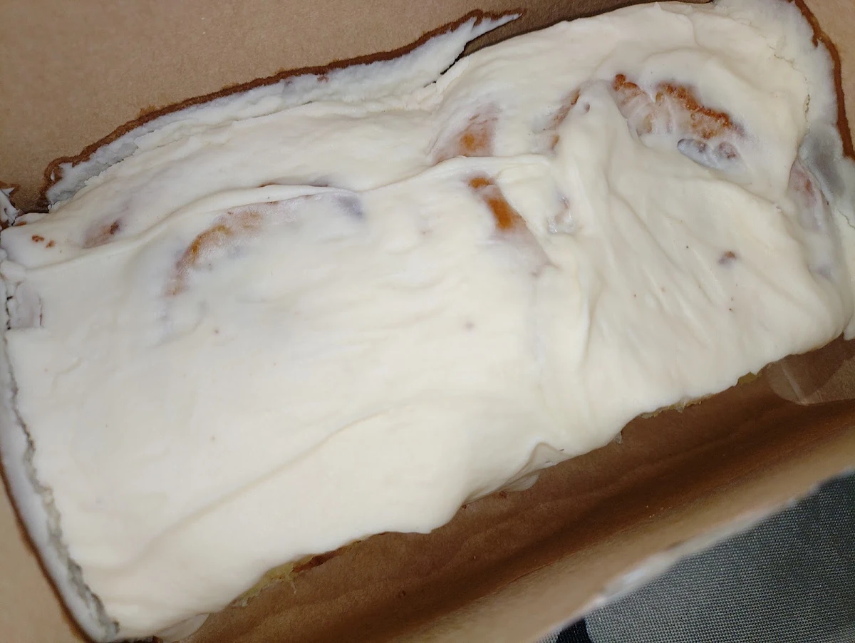 Fresh Classic Cinnamon Roll
