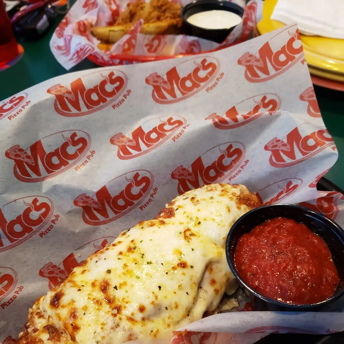 Cheesy Garlic Roll