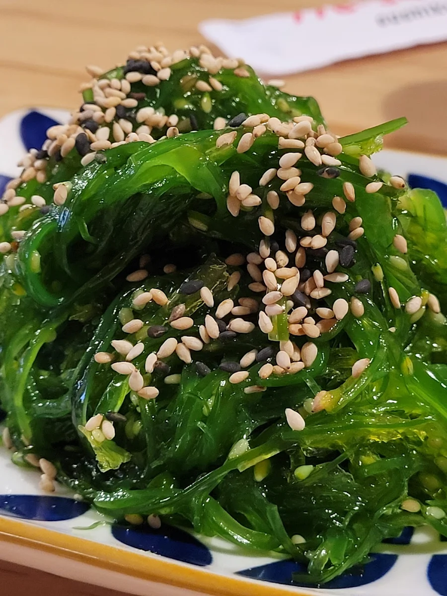 Seaweed Salad, Sushi Kumo