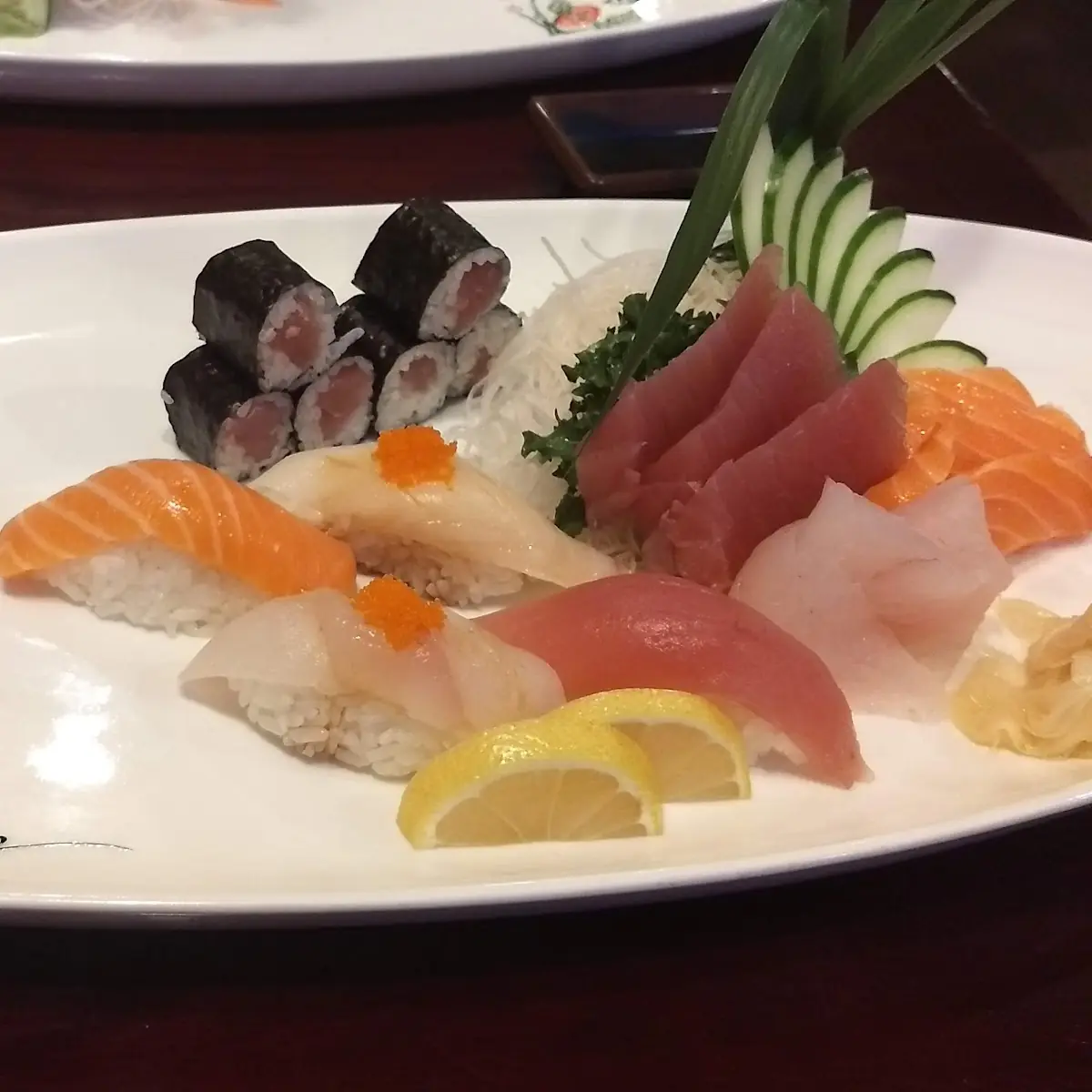 Sushi & Sashimi Combo