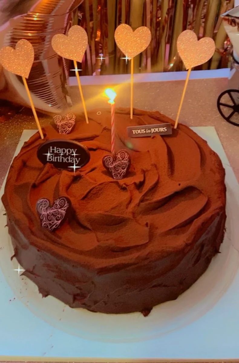 Birthday Cake Macaron