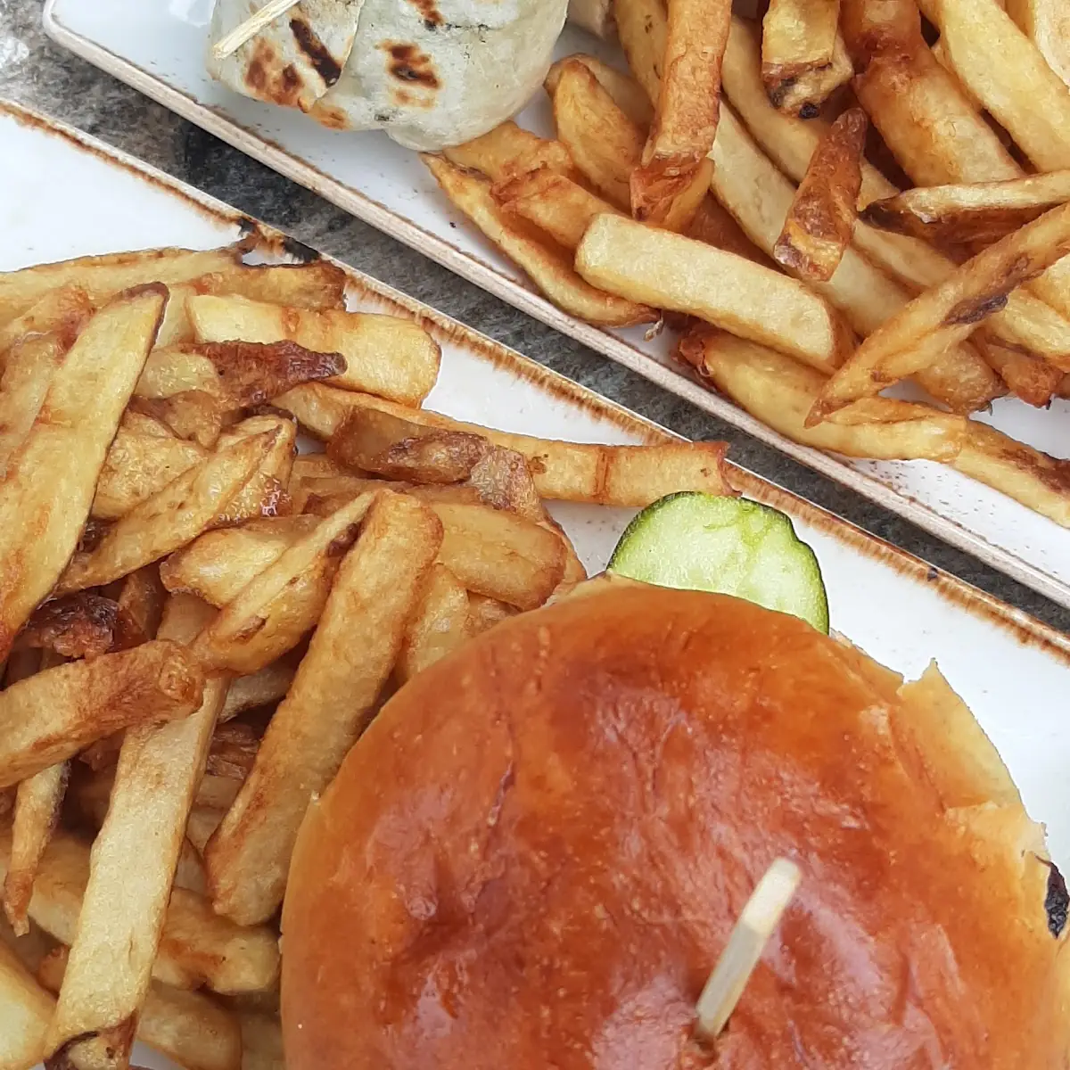 Jack Daniel's Burger and Fries, Bad Dog Sarnia