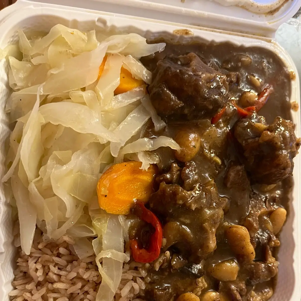 Braised Oxtails with Rice and Peas