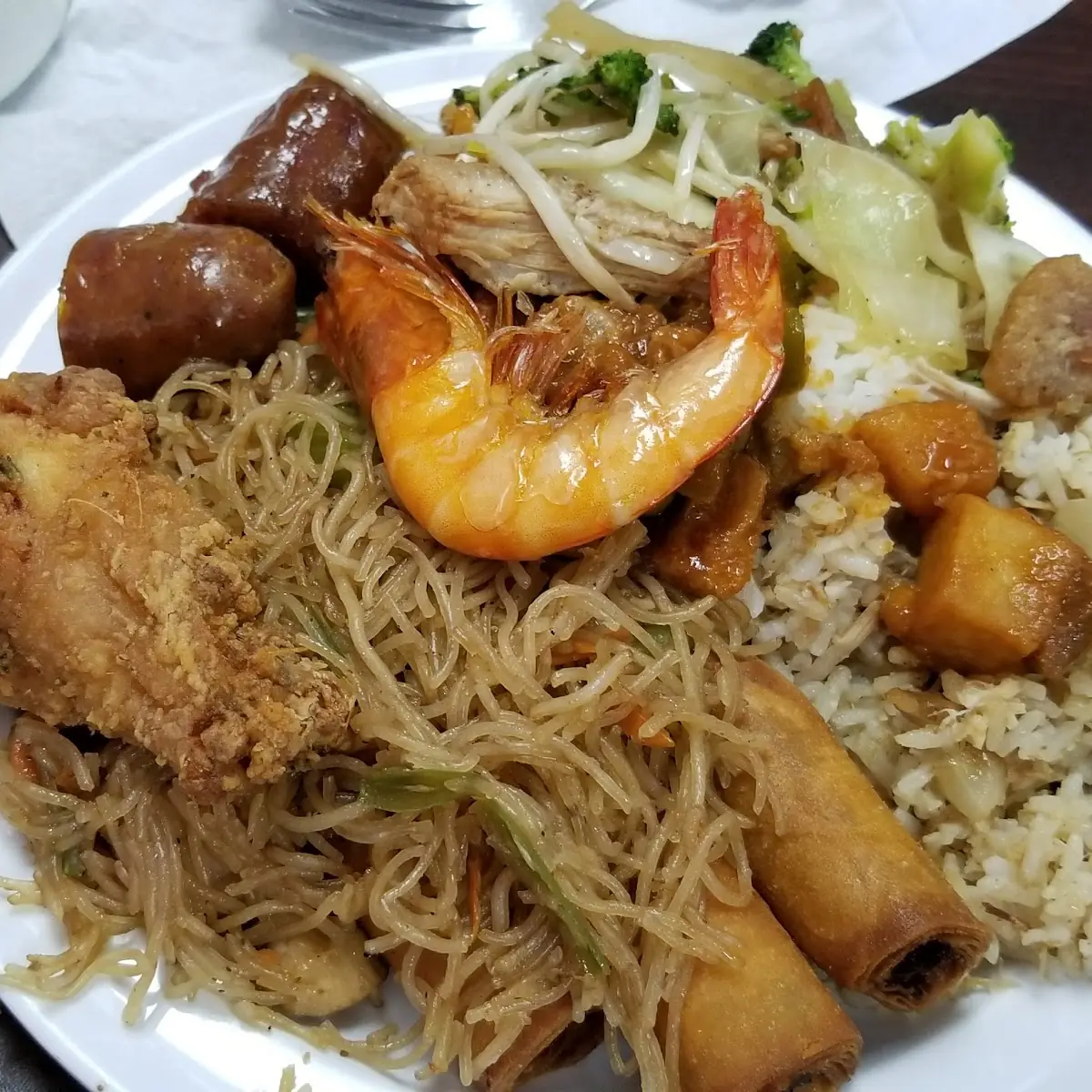 Pancit with 5 Eggrolls