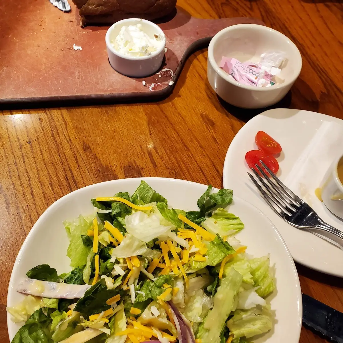 Never Ending Soup Salad & Breadsticks