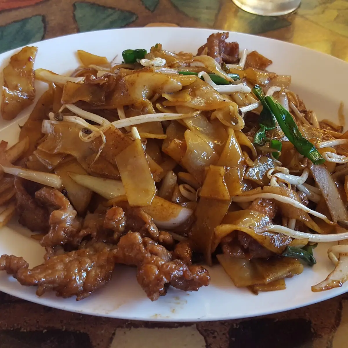 Beef with Fresh Rice Noodle