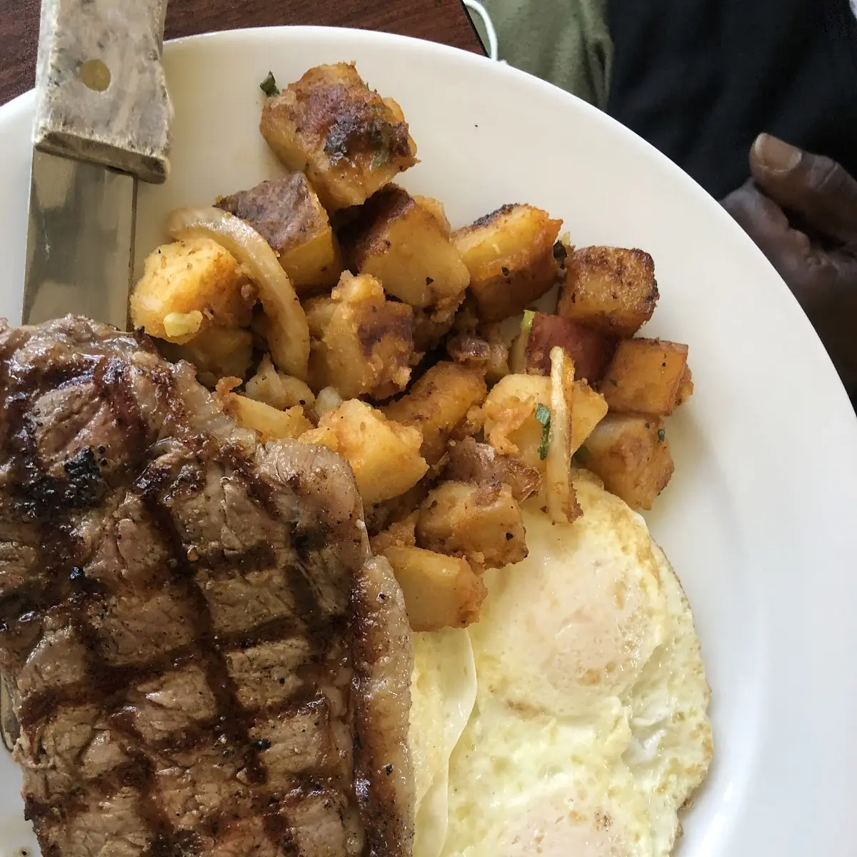 Steak & Eggs w Country Potatoes