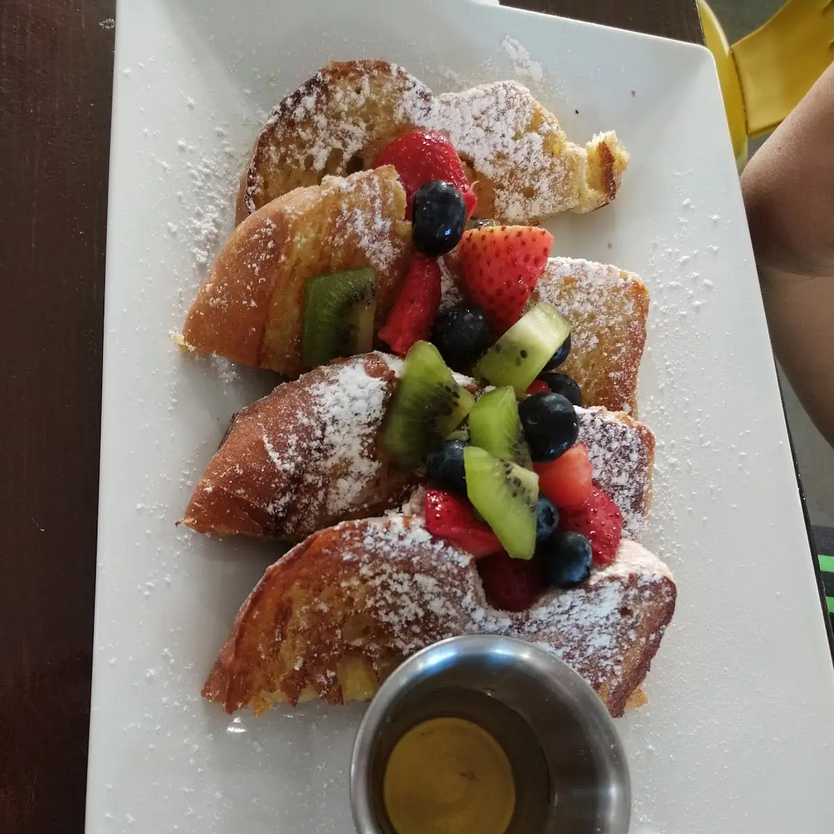 French Toast with Fresh Fruit