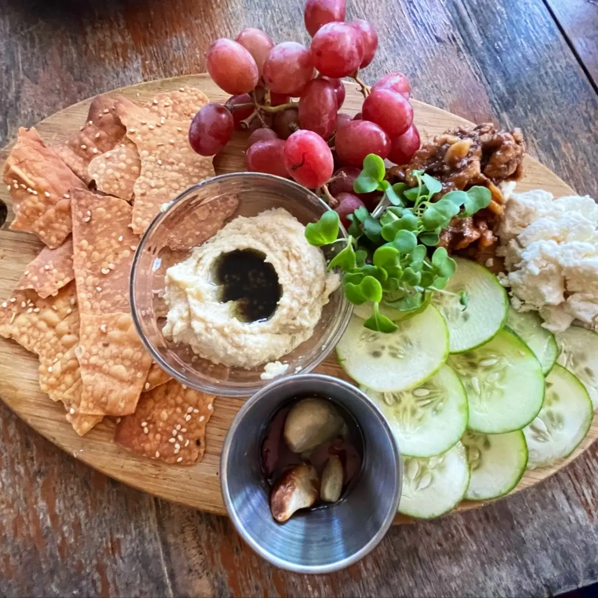 Roasted Red Pepper Hummus Petite Lunch Plate