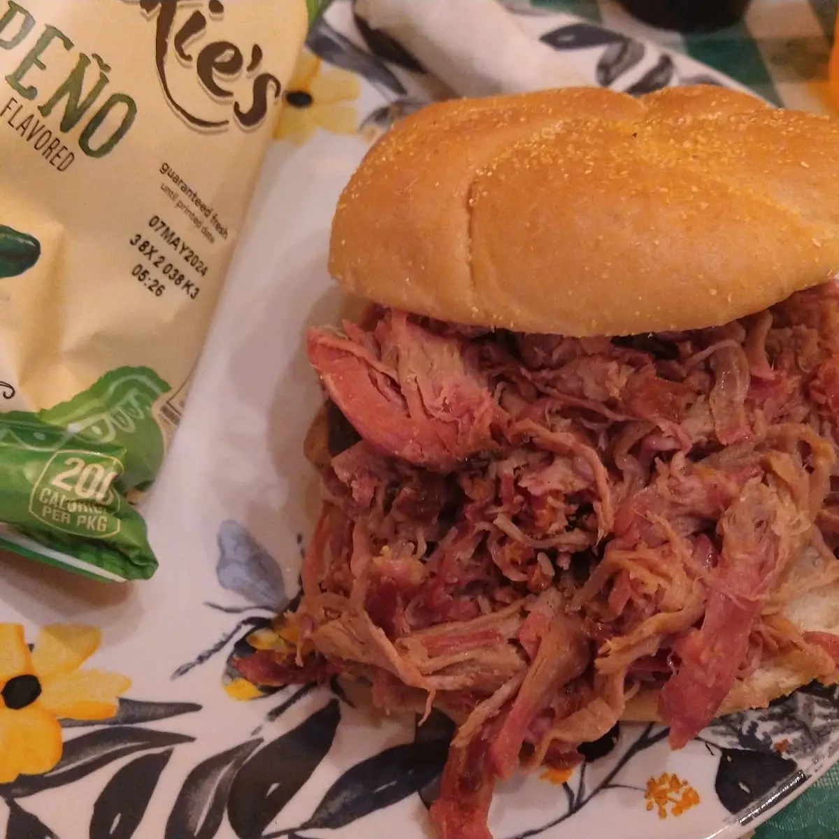 Large Pulled Pork Sandwich Combo