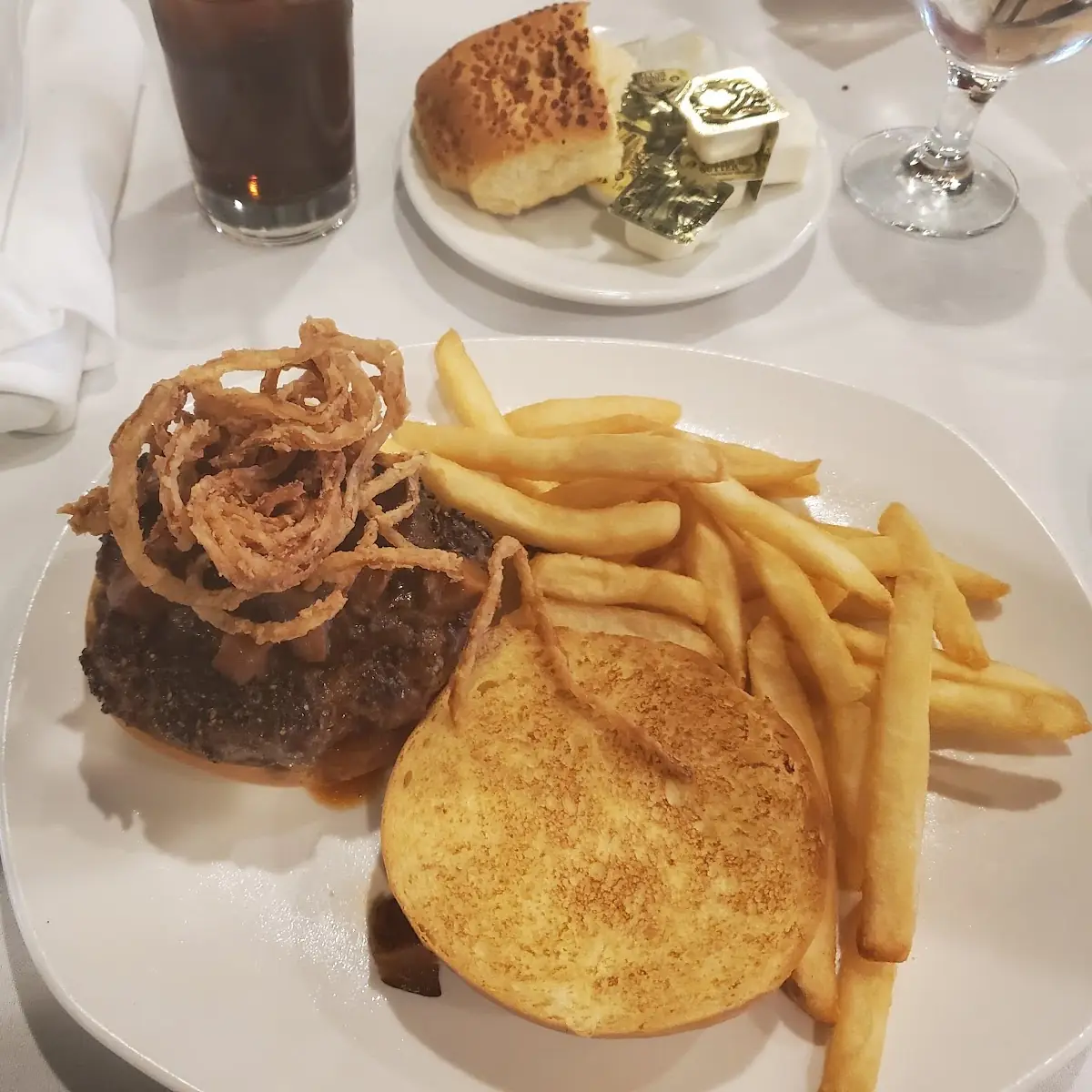 Black Angus Au Poivre Burger