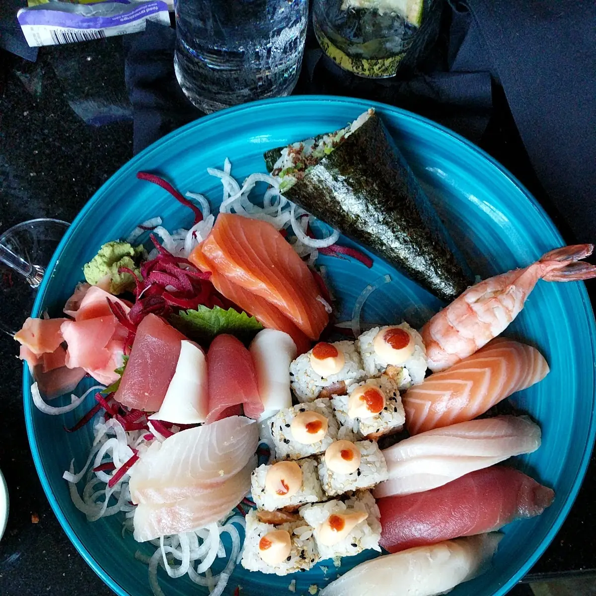 Sushi Sashimi Platter