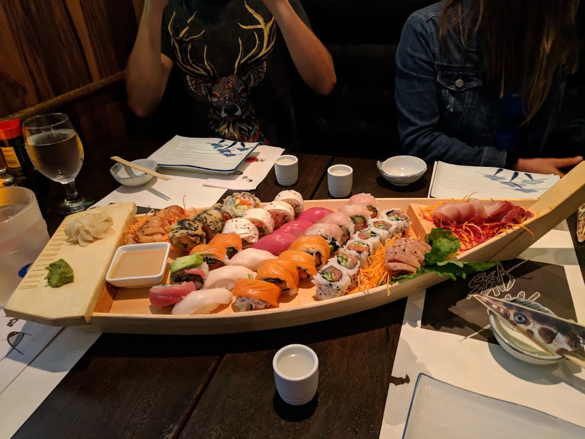 Sushi All Share Choix Du Chef, Metropolitain Eddie