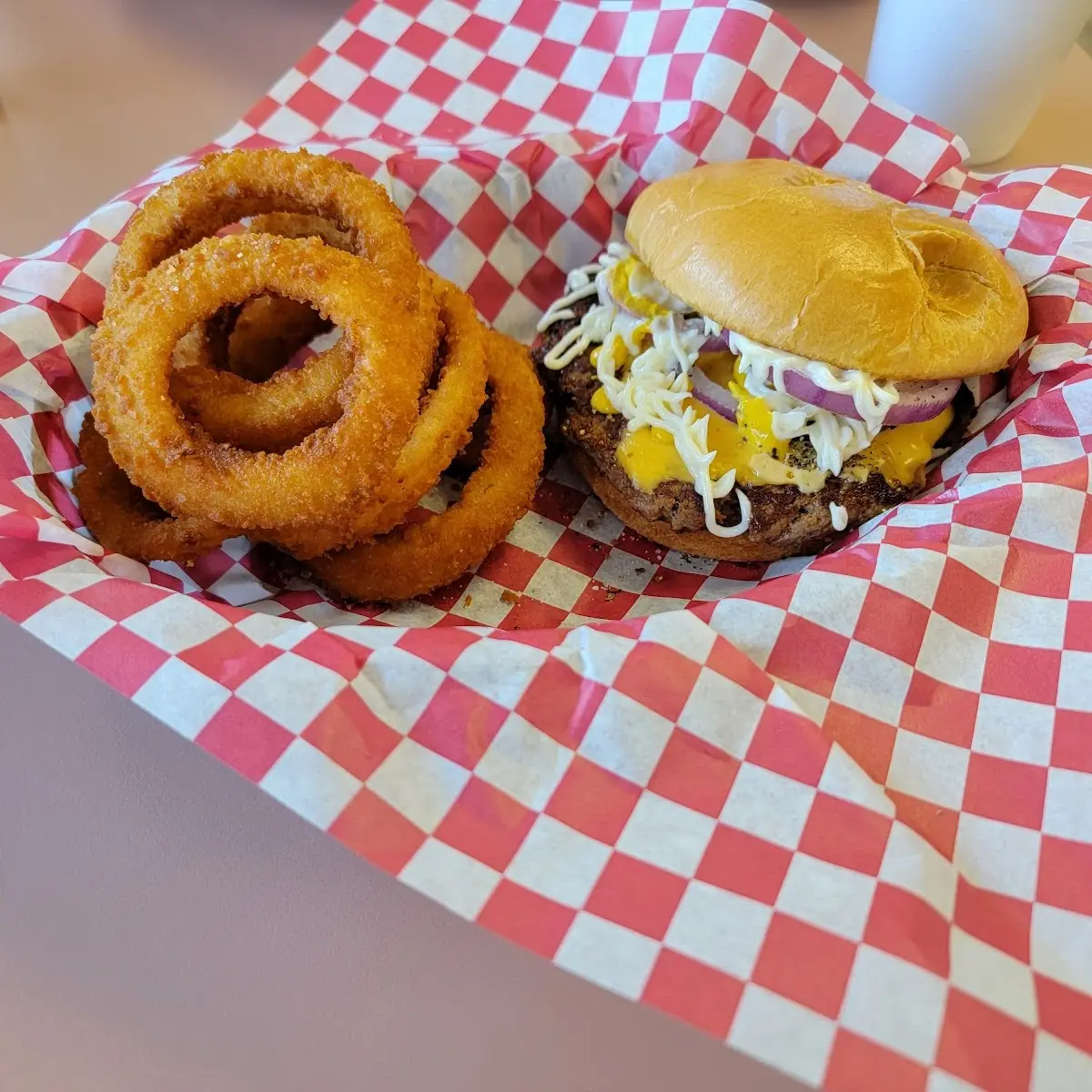 Cheeseburger and Onion Rings