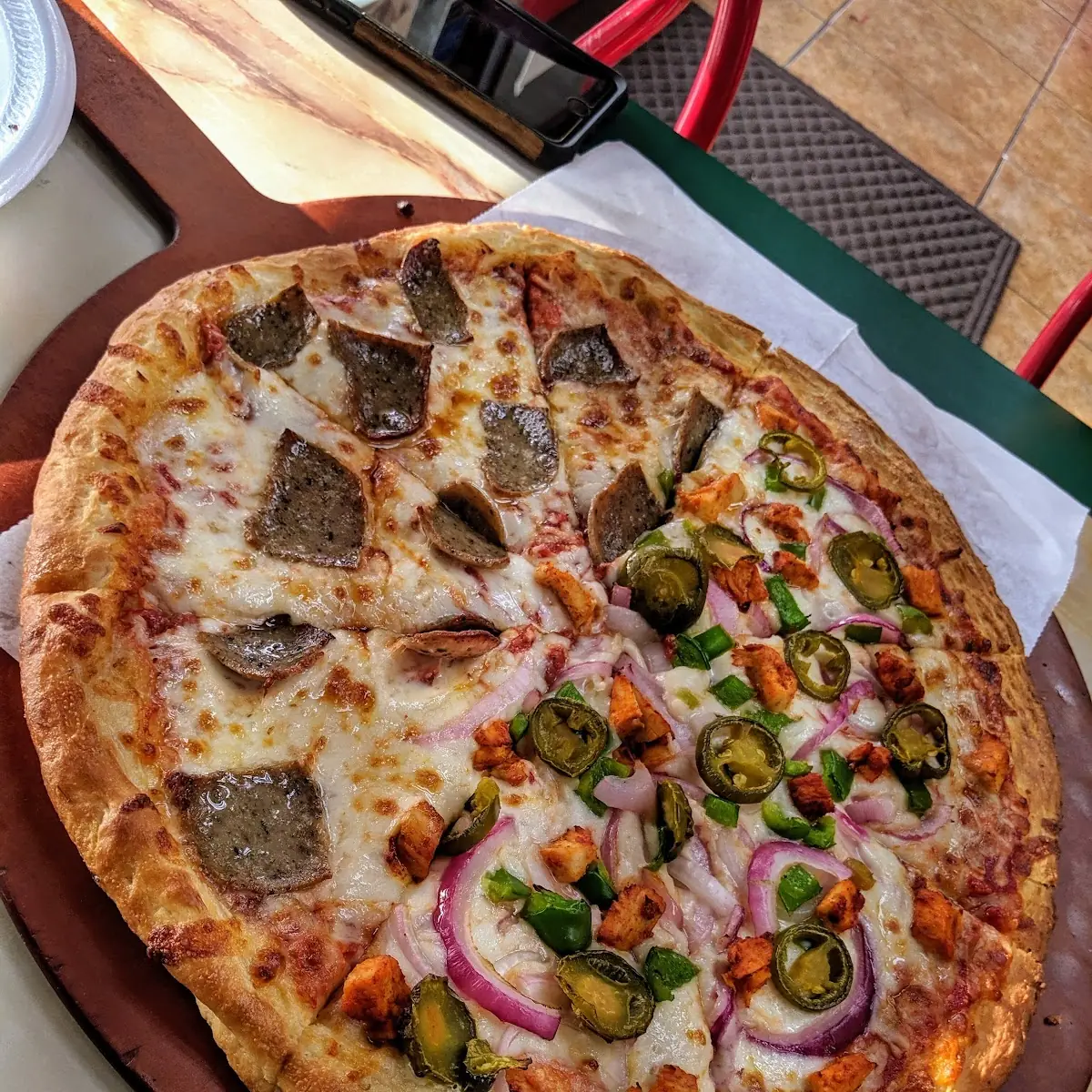 Specialty Pizza Gyro & Tandoori