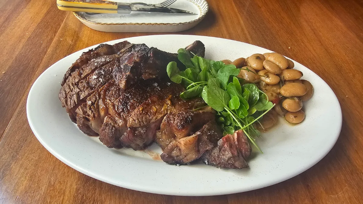 32 Oz Bistecca Bone-In Alberta Beef Ribeye, CHARCUT