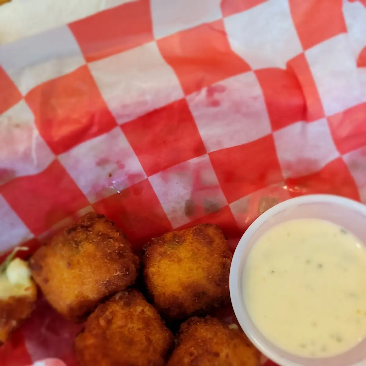 Fried Mac and Cheese Bites