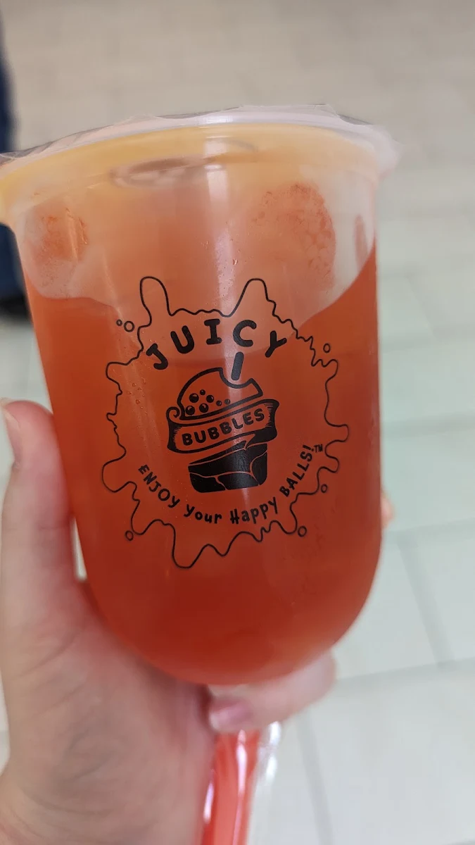 Raspberry Peach Green Tea with Popping Boba