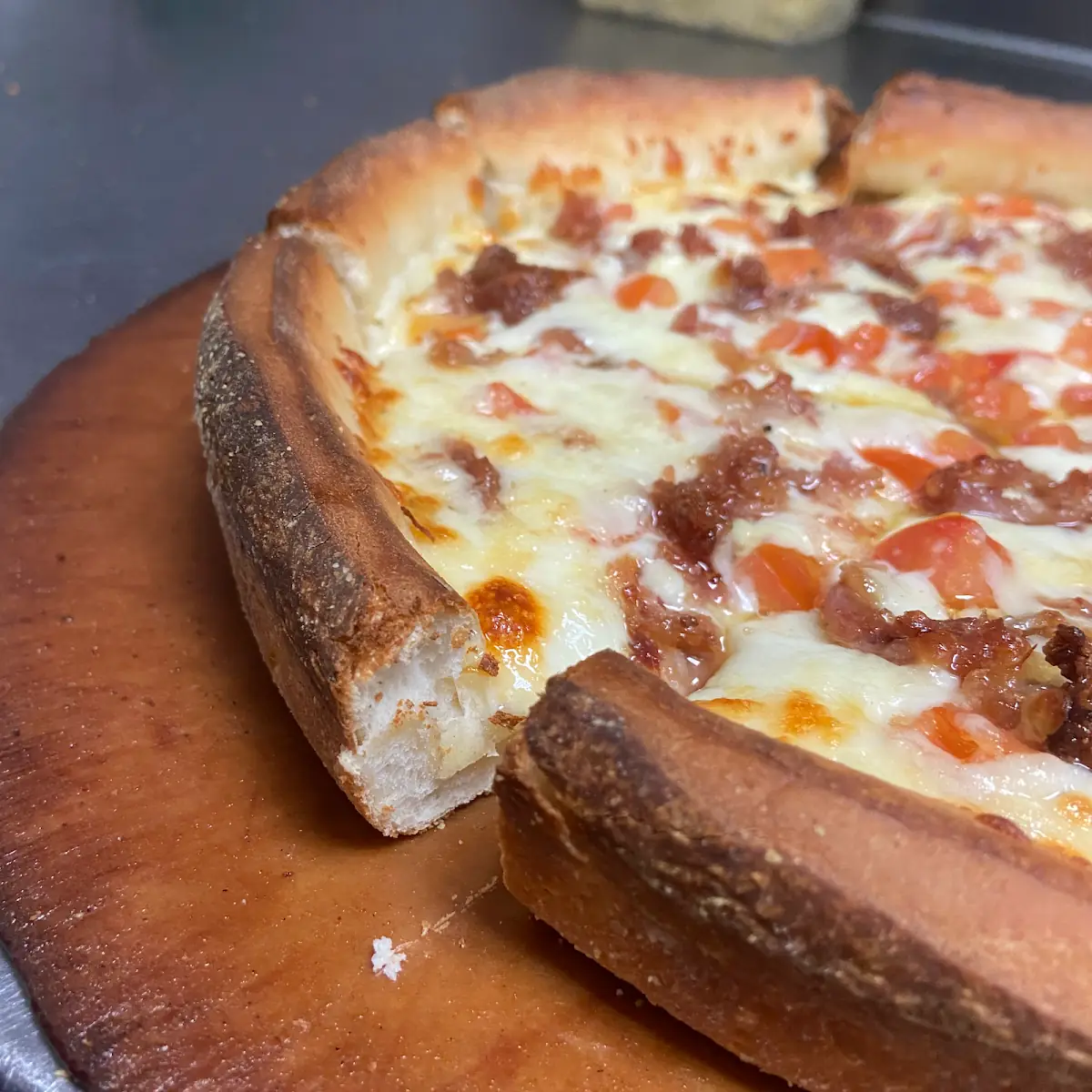 Deep Dish Pan Pizza
