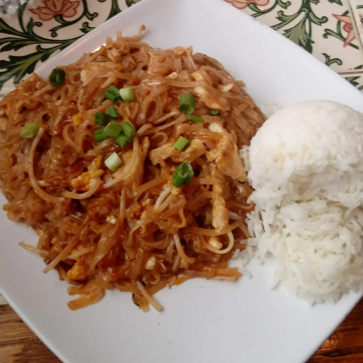 On Rice Sen-Yai Noodles