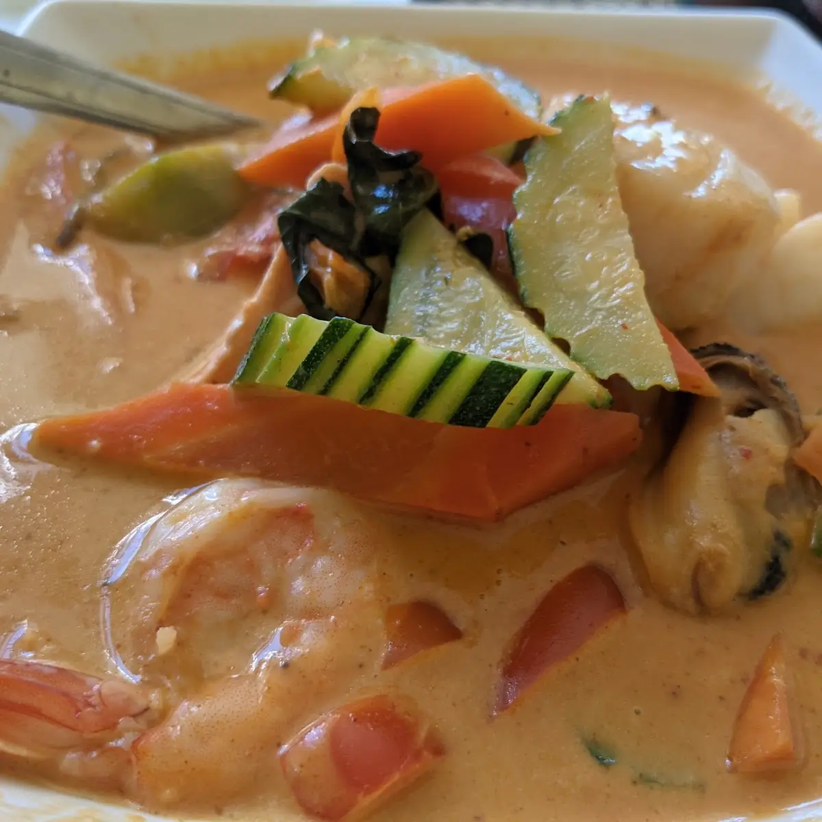 Red Curry Seafood Combination