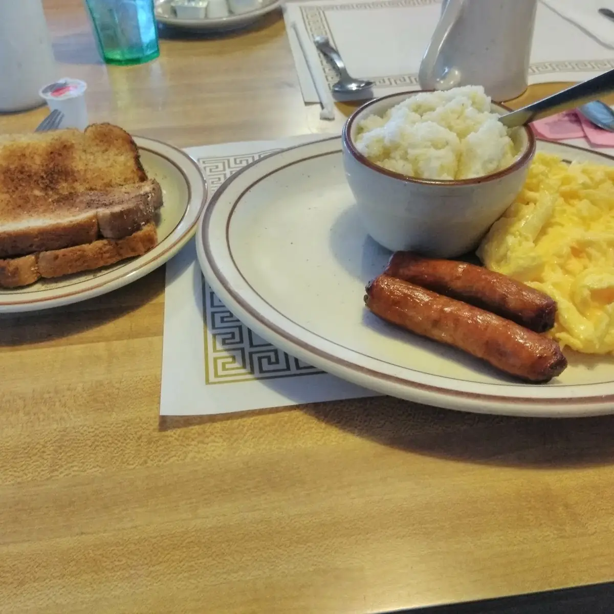 Sausage Scrambled Eggs and Grits