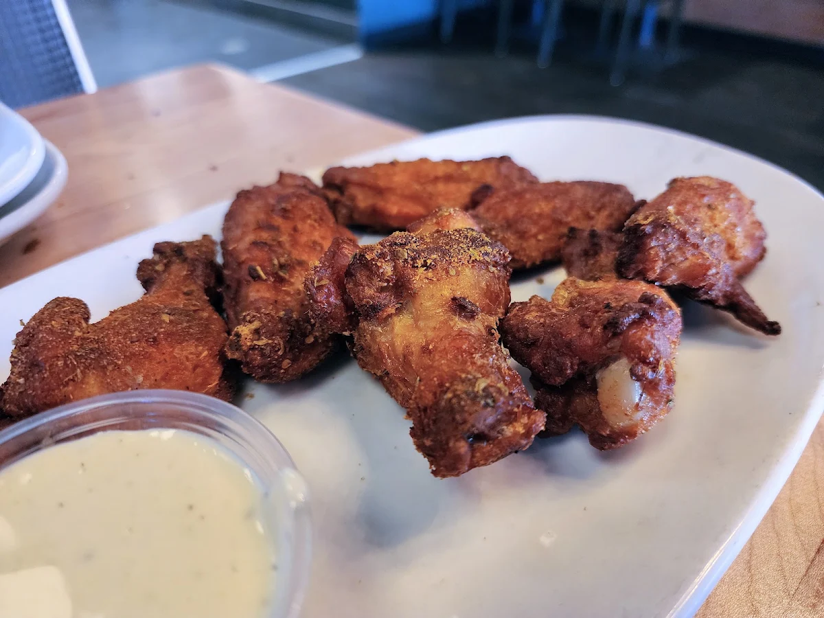 Cajun Wings, Boston Pizza