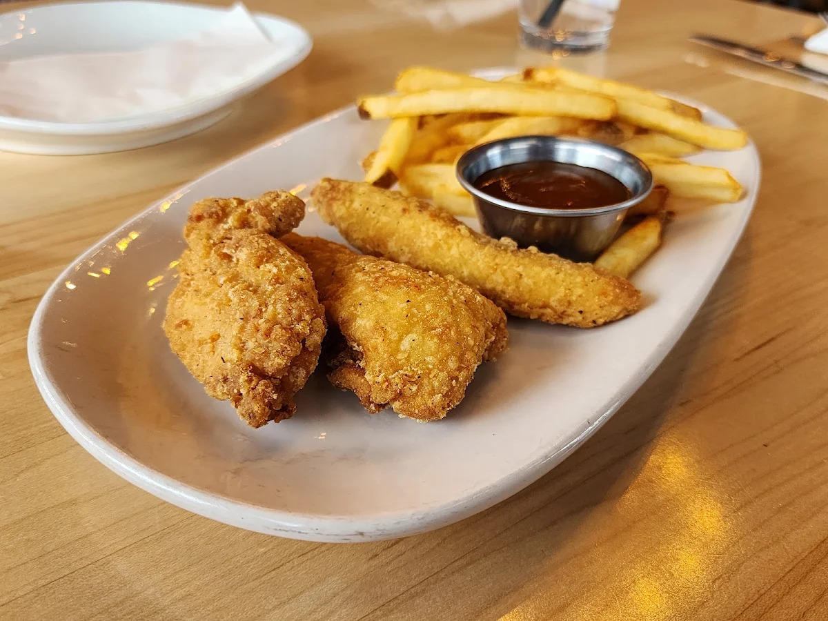 Kids Crispy Chicken Fingers with Fries, Boston Pizza