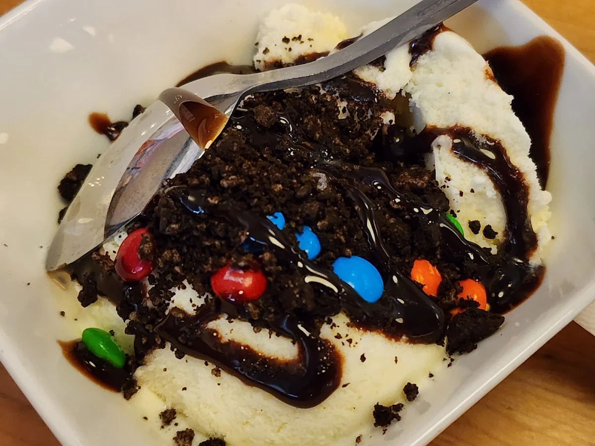 Kids Sundae, Boston Pizza