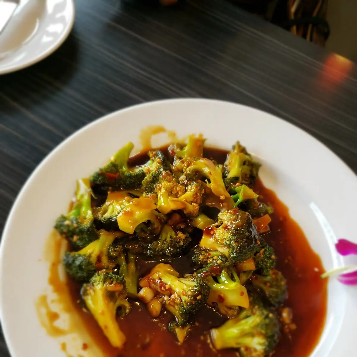 Broccoli with Garlic Sauce