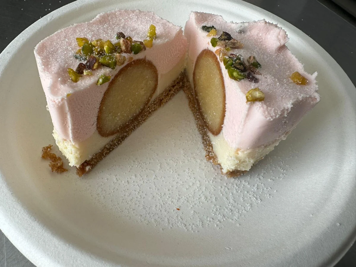 Gulab Jamun Cheesecake