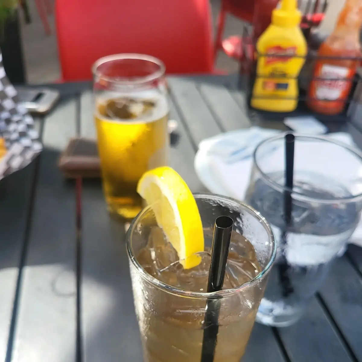 Long Island Iced Tea, The Loose Goose RestoPub & Lounge