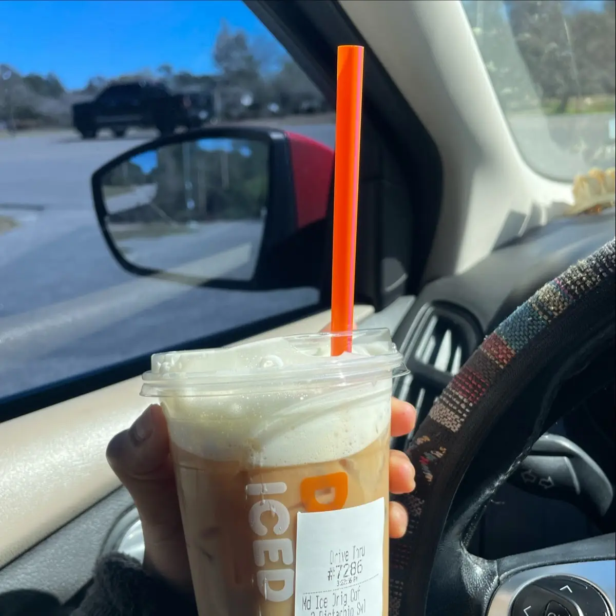 Iced Pistachio Coffee with Oatmilk