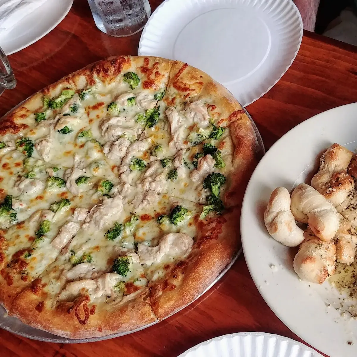 White Pizza with Chicken and Broccoli