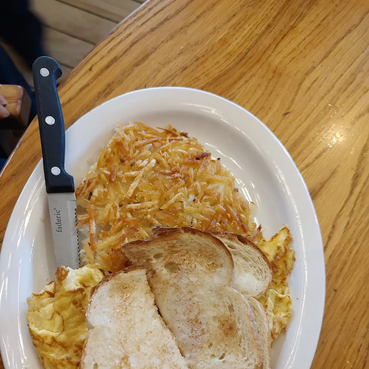 2 Eggs Hash Browns & Toast