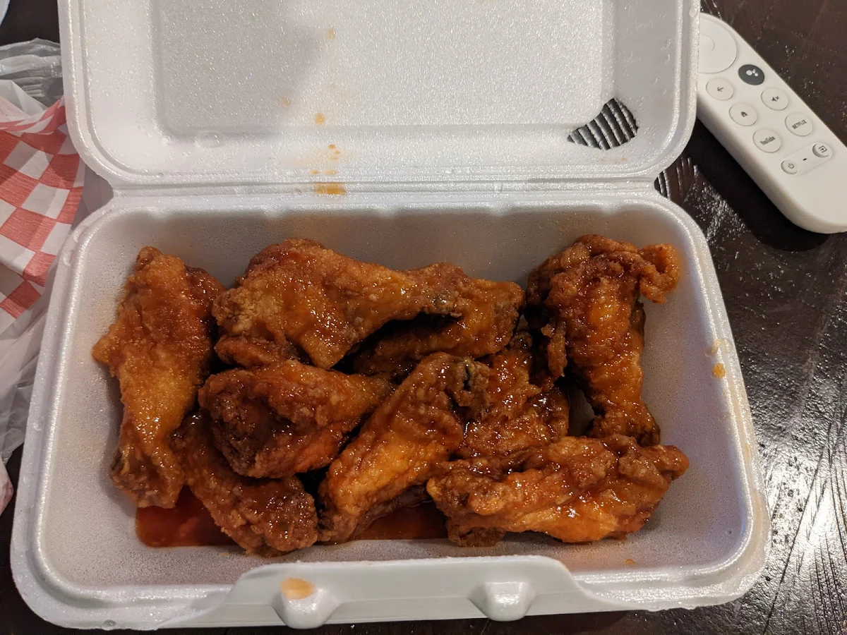 Pound Wings, Wing House Newmarket