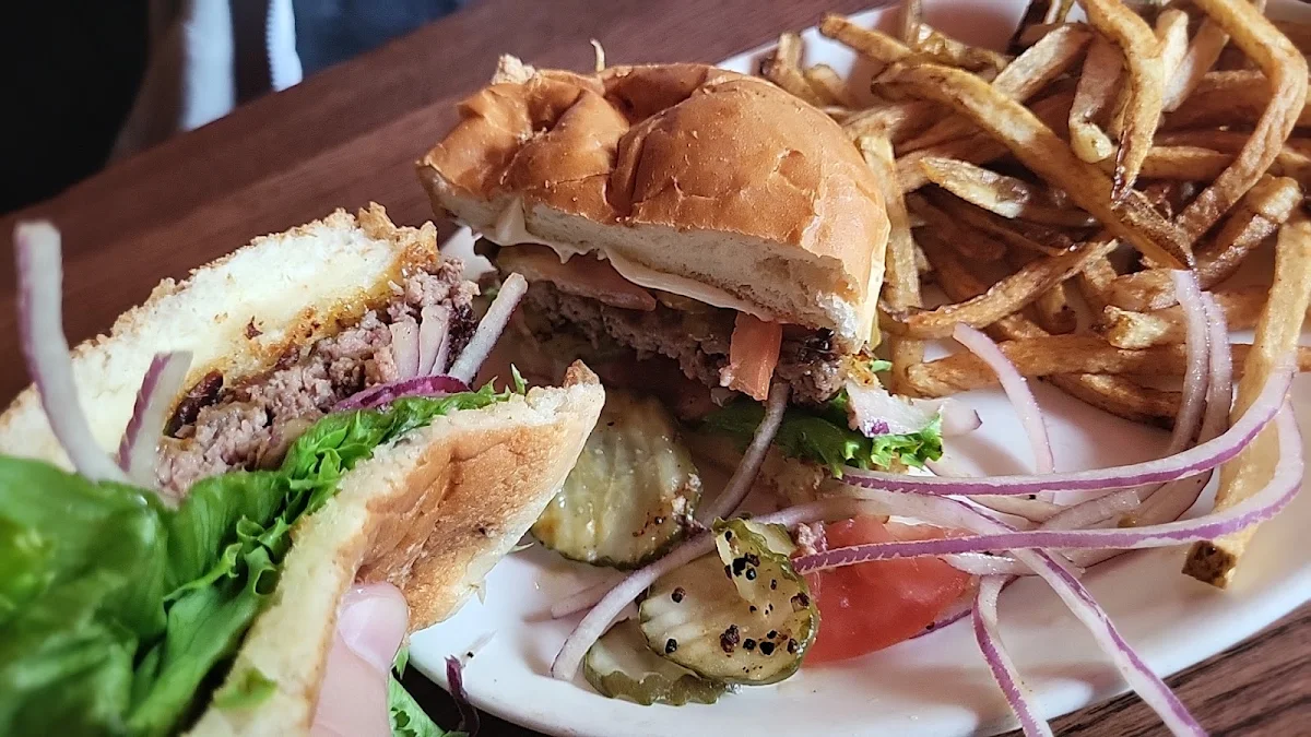 Cheeseburger Combo