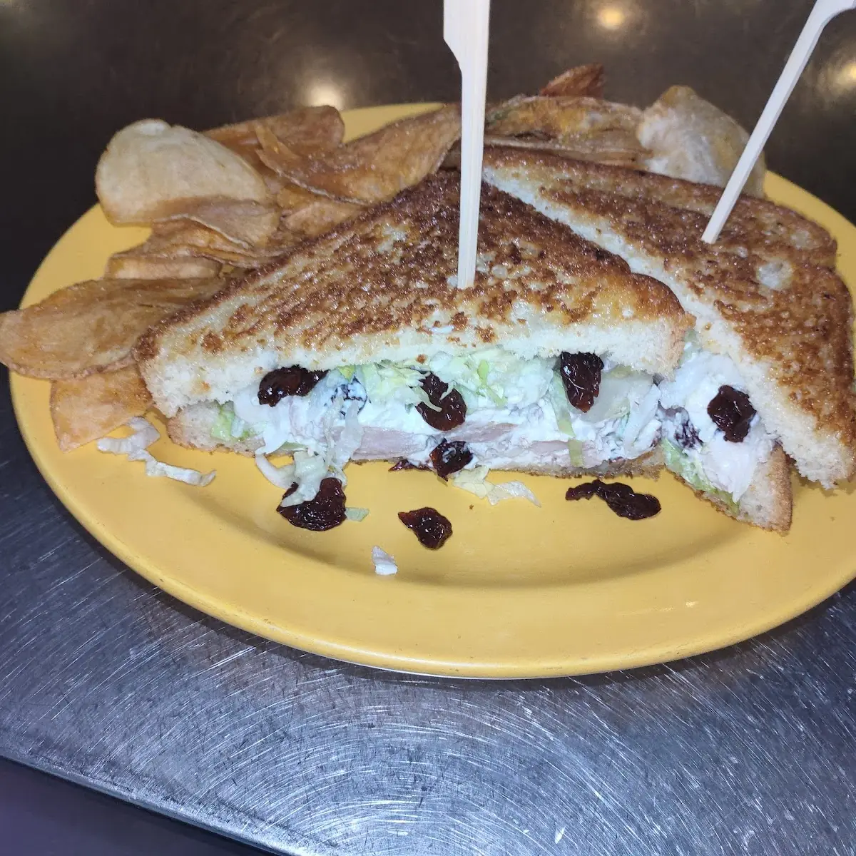 Michigan Cherry Chicken Sandwich