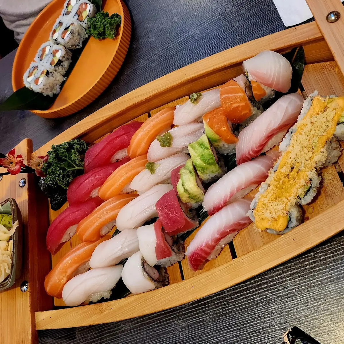 Love Boat Sushi