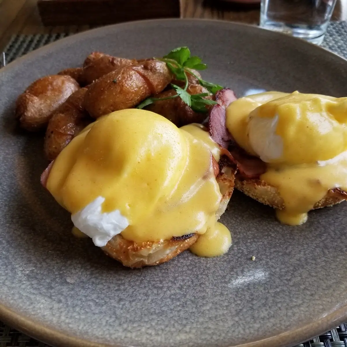 Eggs Benedict