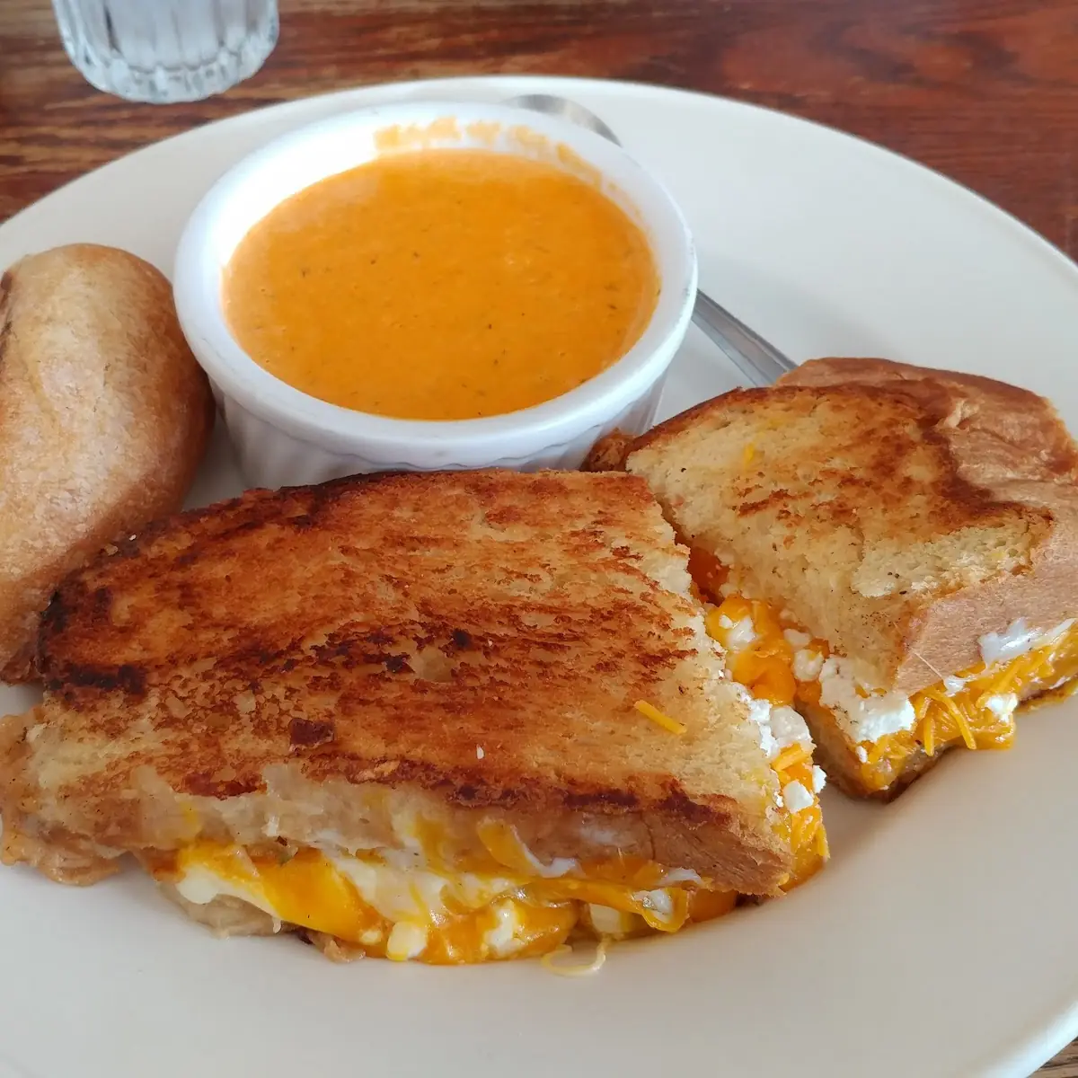 Grilled Cheese Omelette