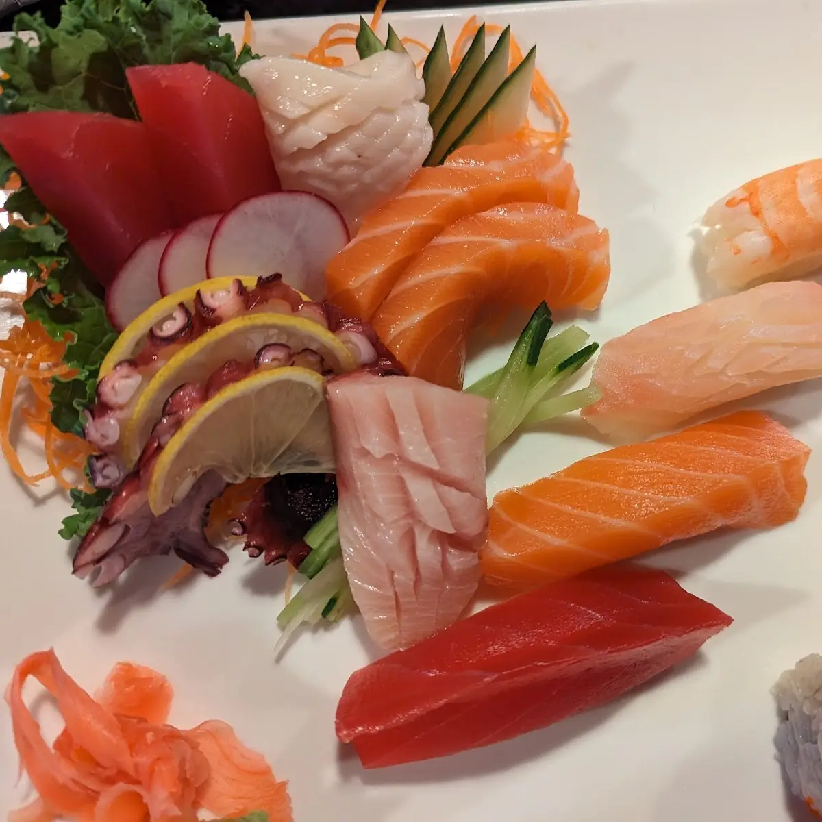 Sushi & Sashimi Lunch