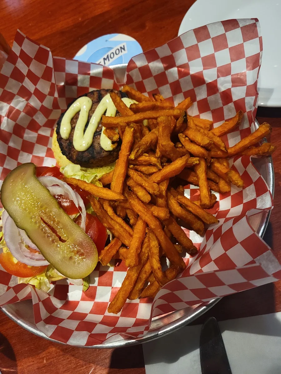 Burger, Chuck's Roadhouse Bar and Grill