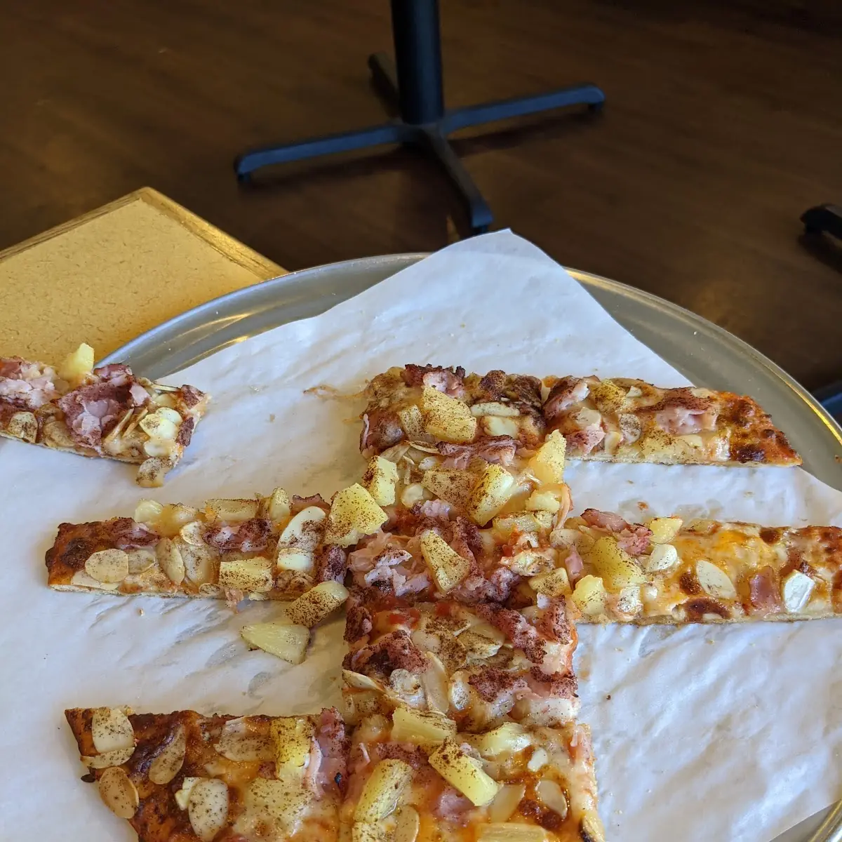 Hawaiian Pizza