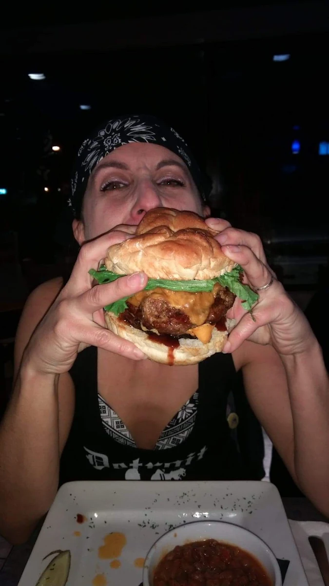 Burger Combo, Twigg's Bar & Grill