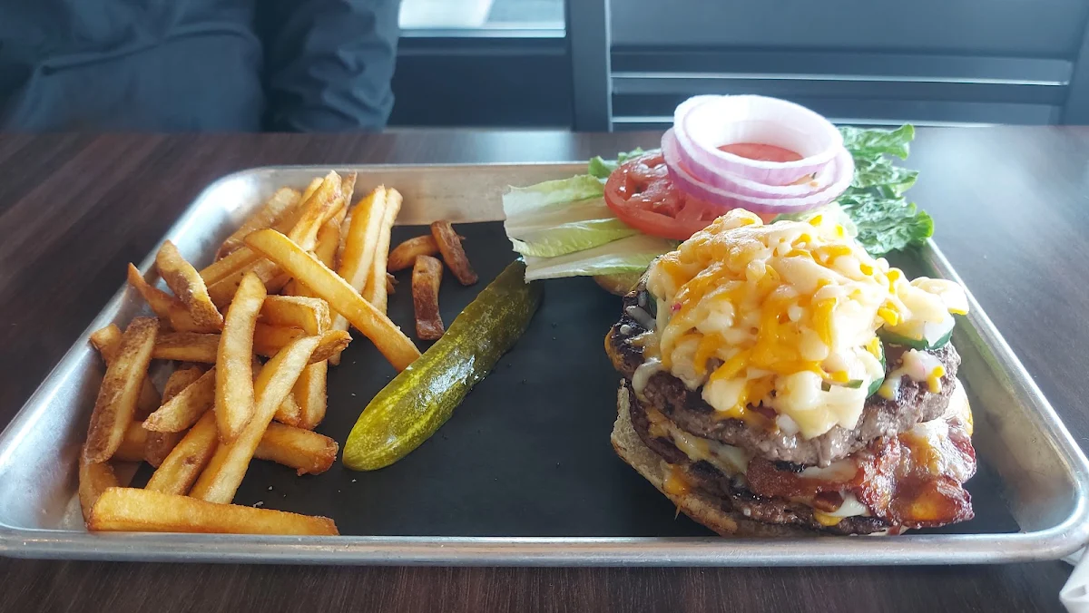 Firehall Burger, Twigg's Bar & Grill