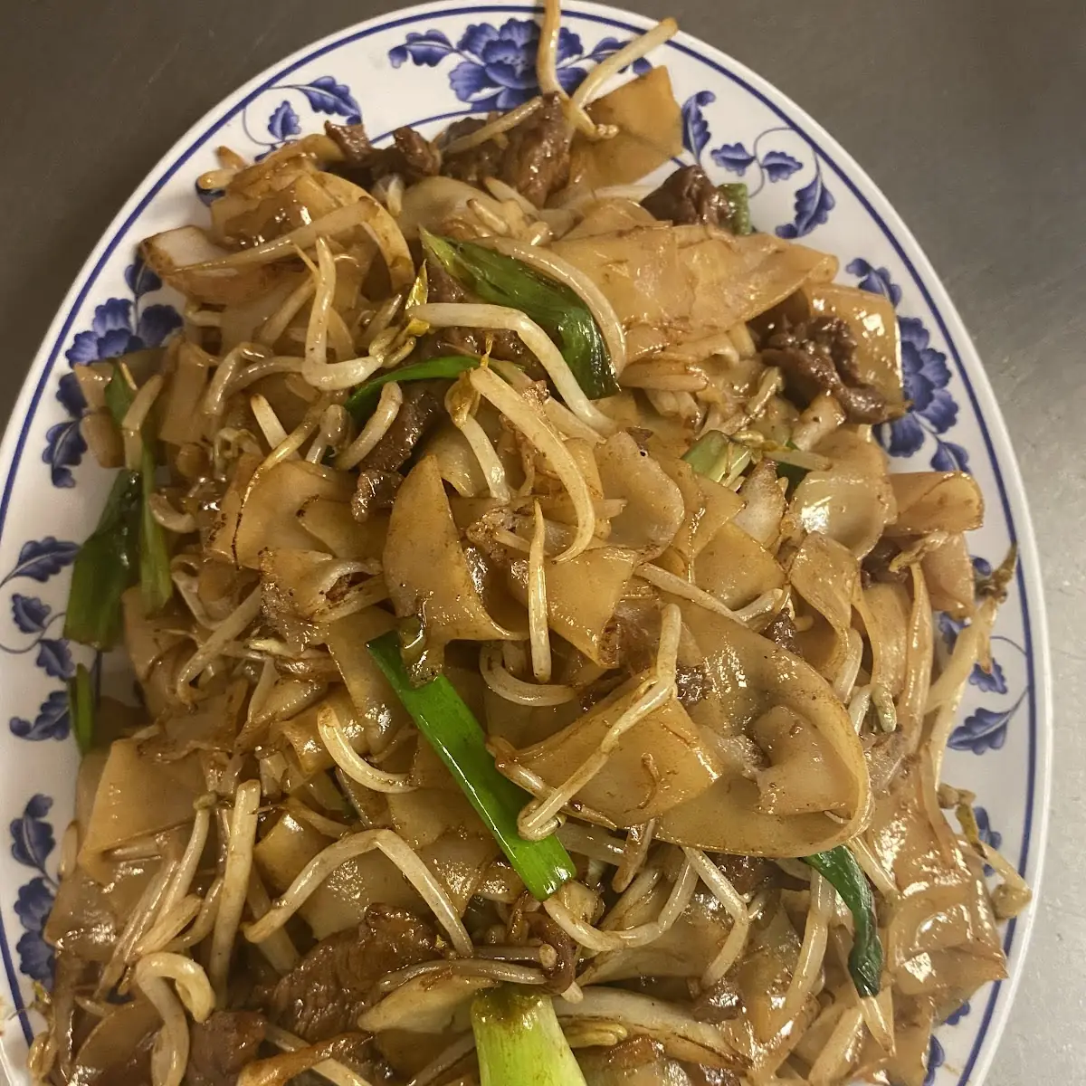 Chinese Broccoli Beef Chow Fun