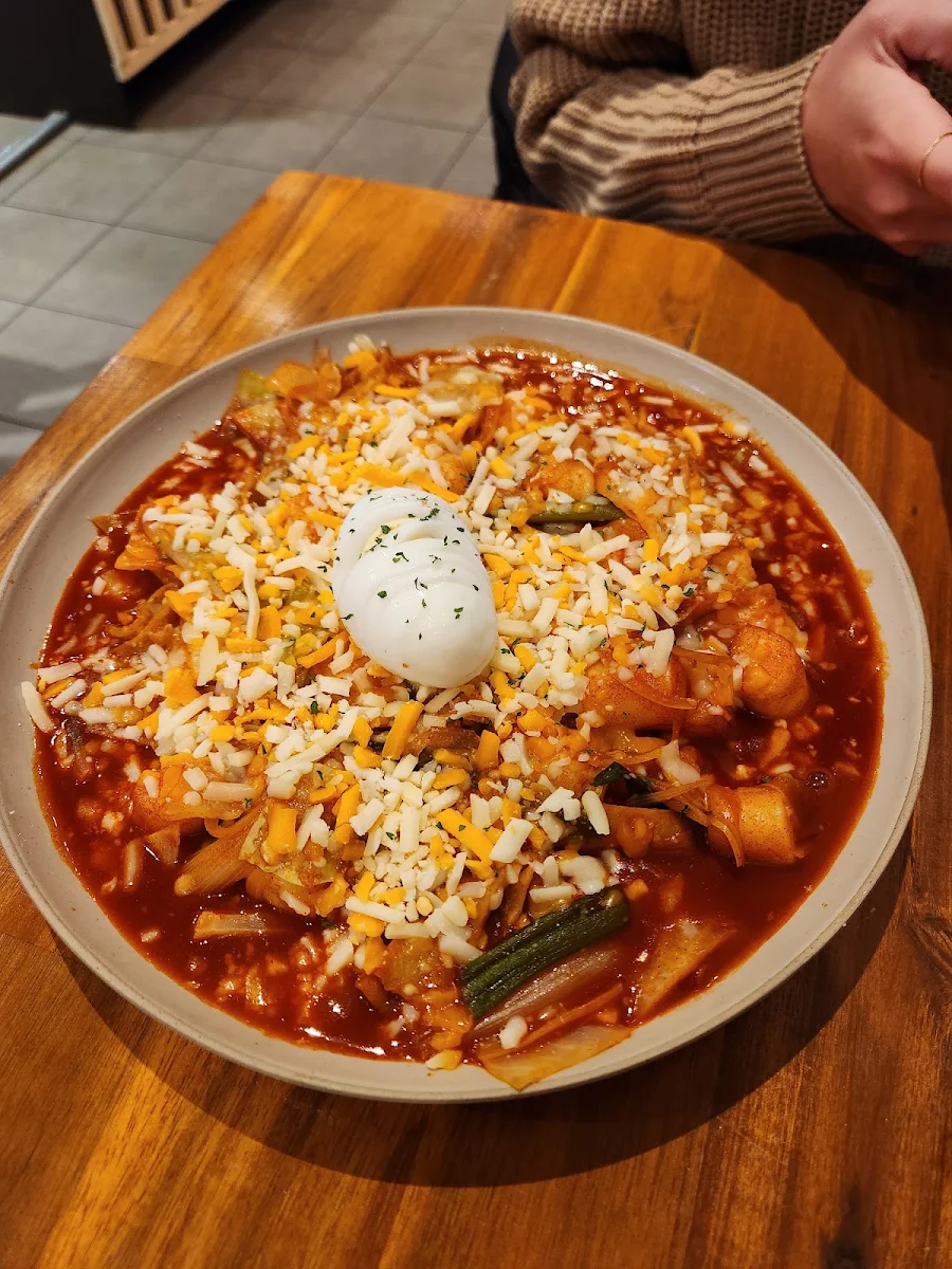 Spicy Rice Cakes, Jun katsu