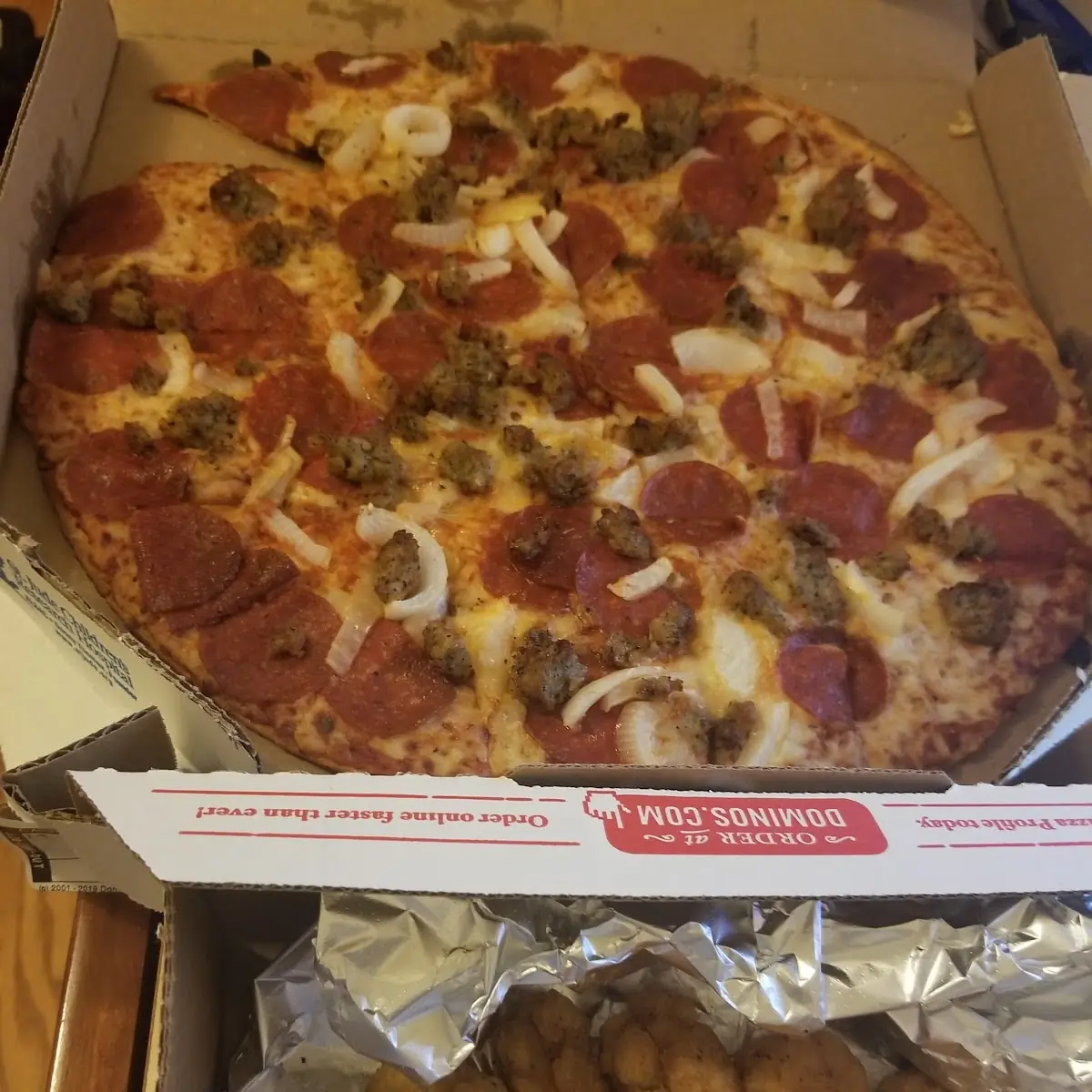 Thin Crust Pizza