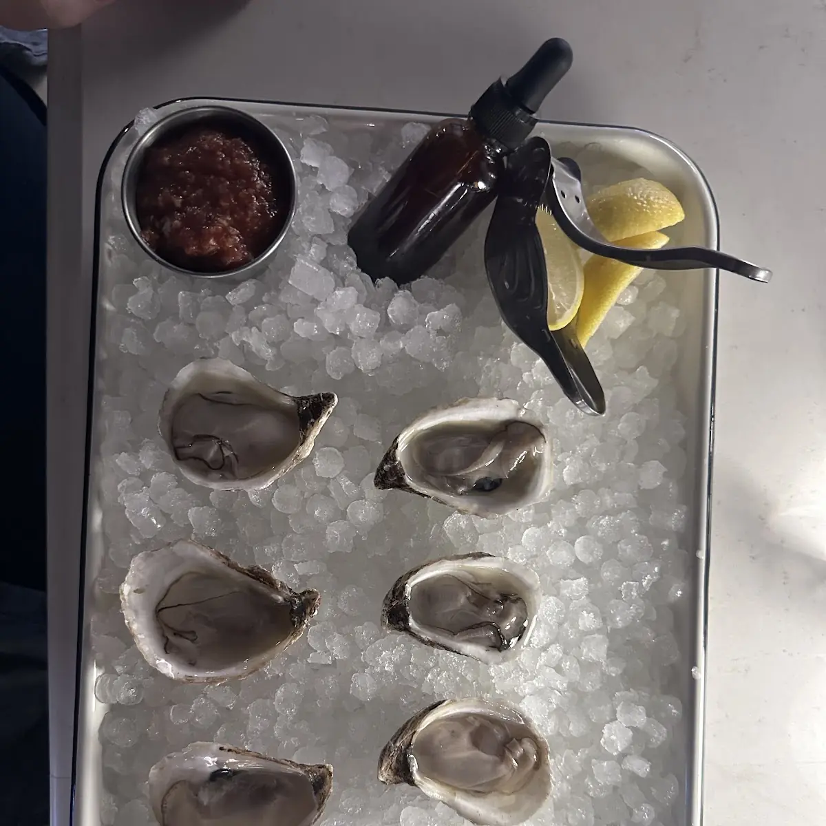 Fresh Oysters with Seafood Dip